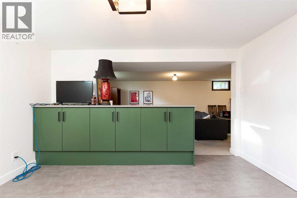 426 Normandy Road S, Lethbridge, Alberta  T1J 3Y1 - Photo 27 - A2343504