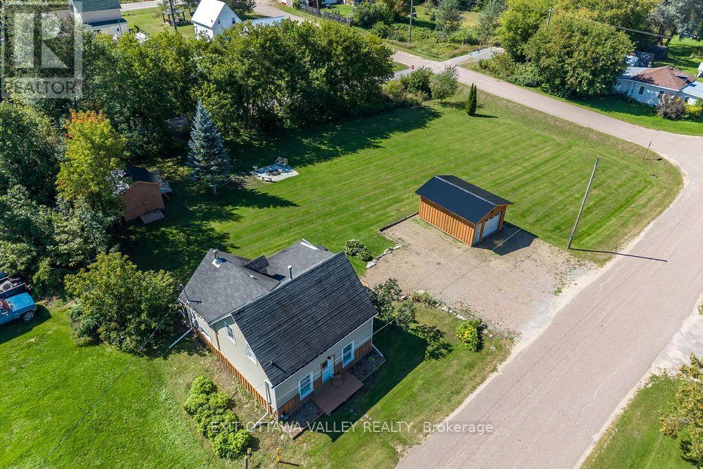 733 Calvin Road, Whitewater Region, Ontario  K0J 1Y0 - Photo 39 - X13776238