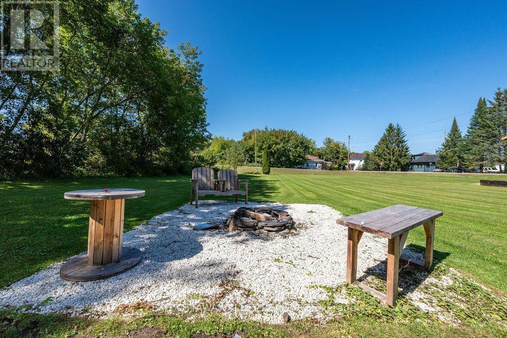 733 Calvin Road, Whitewater Region, Ontario  K0J 1Y0 - Photo 43 - X13776238