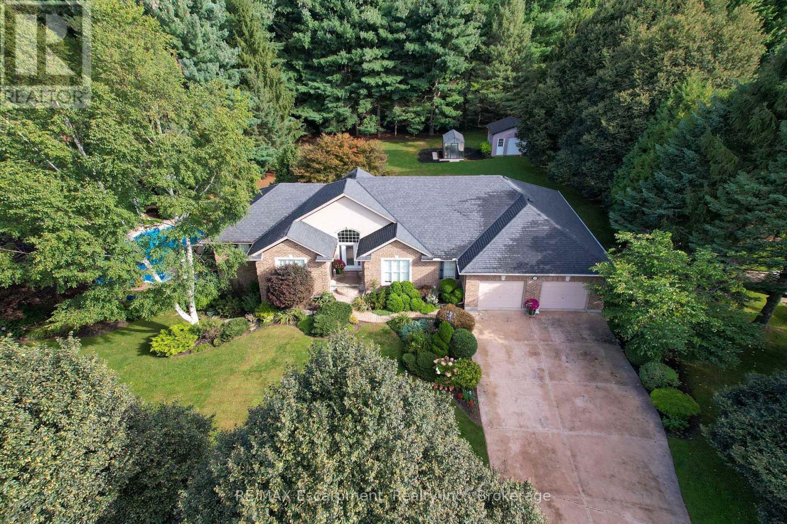 31 ALDER CRESCENT, Pelham, Ontario