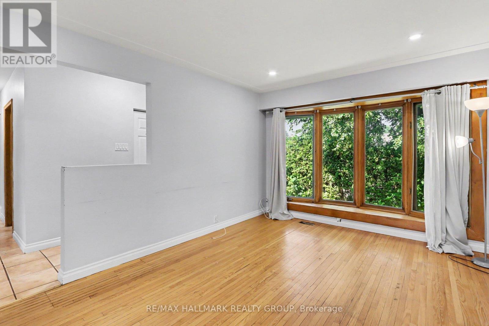 2067 Bangor Street, Ottawa, Ontario  K1G 2X6 - Photo 5 - X13776220
