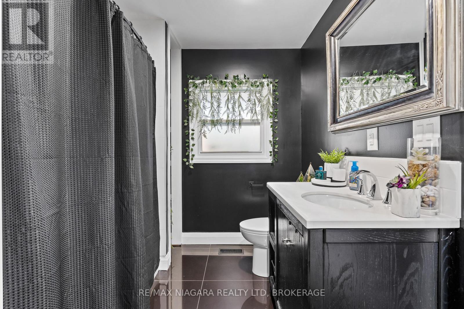 5 Cady Street, Welland, Ontario  L3B 4B5 - Photo 11 - X13776186