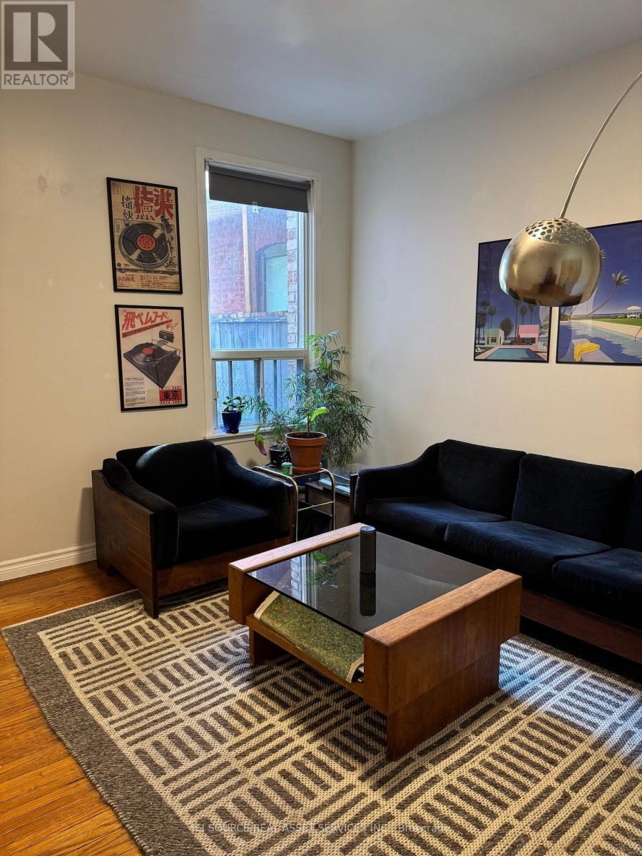 MAIN FLOOR - 52 GROVE AVENUE, Toronto, Ontario