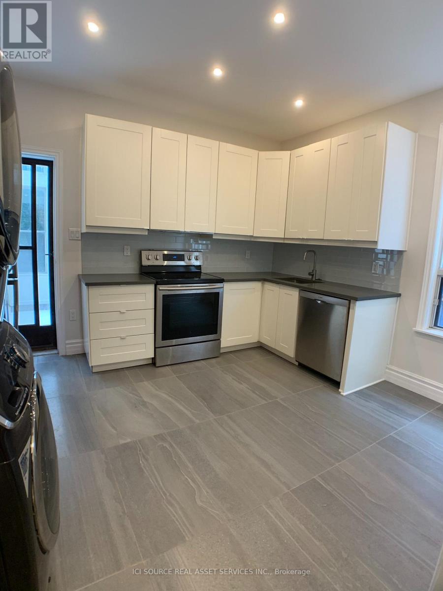 Main Floor - 52 Grove Avenue, Toronto, Ontario  M6J 3B6 - Photo 13 - C13776218