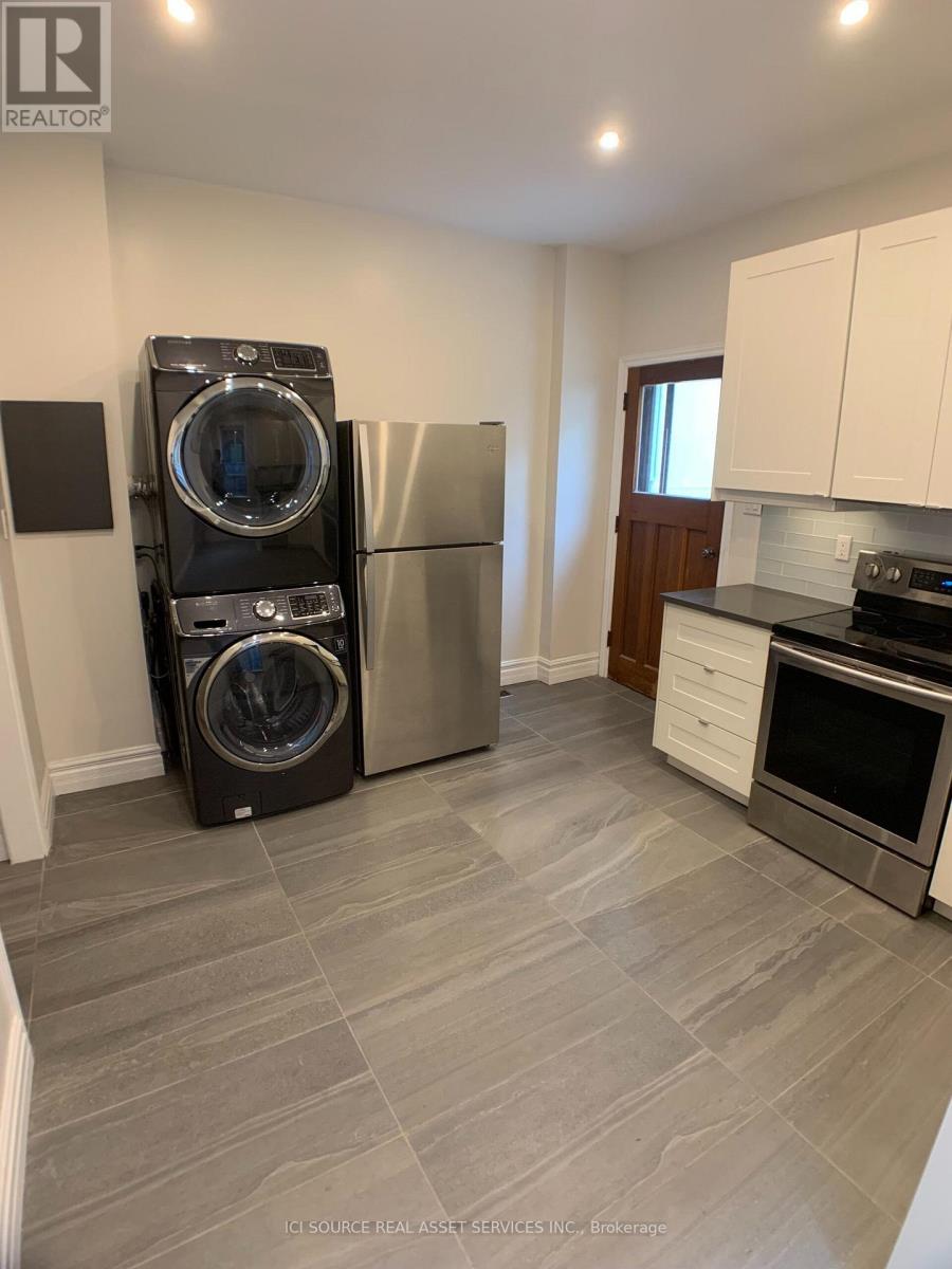 Main Floor - 52 Grove Avenue, Toronto, Ontario  M6J 3B6 - Photo 15 - C13776218
