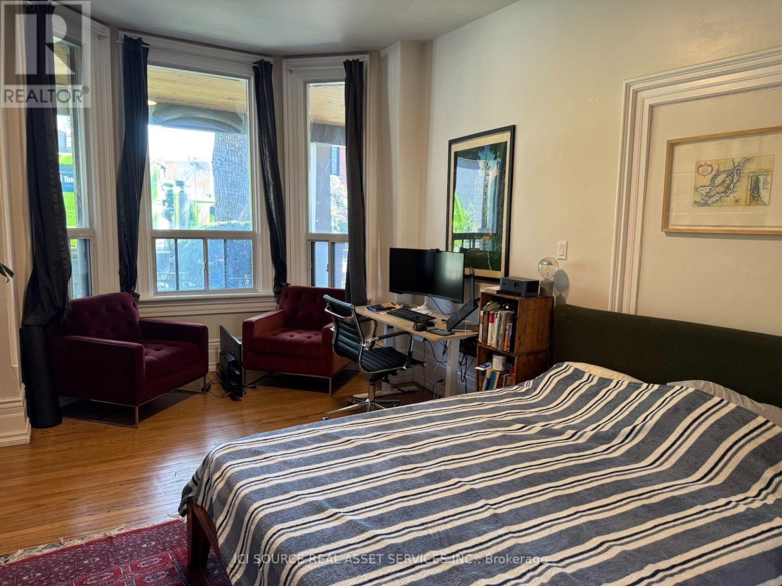 Main Floor - 52 Grove Avenue, Toronto, Ontario  M6J 3B6 - Photo 7 - C13776218