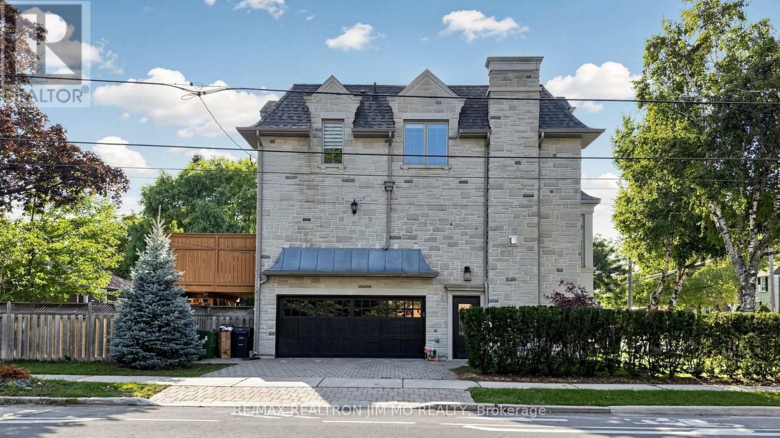 189 Empress Avenue, Toronto, Ontario  M2N 3T7 - Photo 3 - C13776226