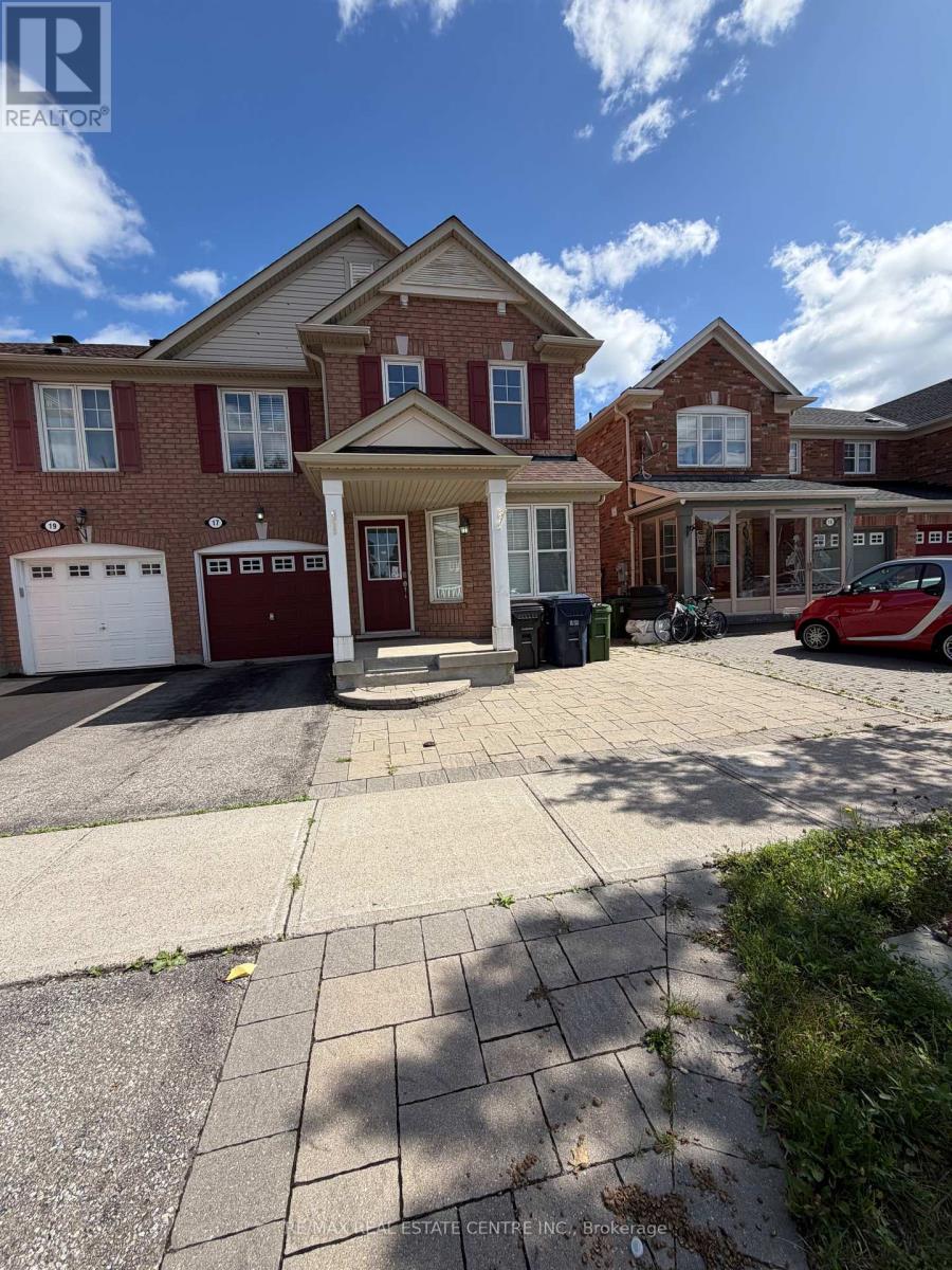 Upper - 17 Millcar Drive, Toronto, Ontario M1B 6J6 - Photo 1 - E13776204