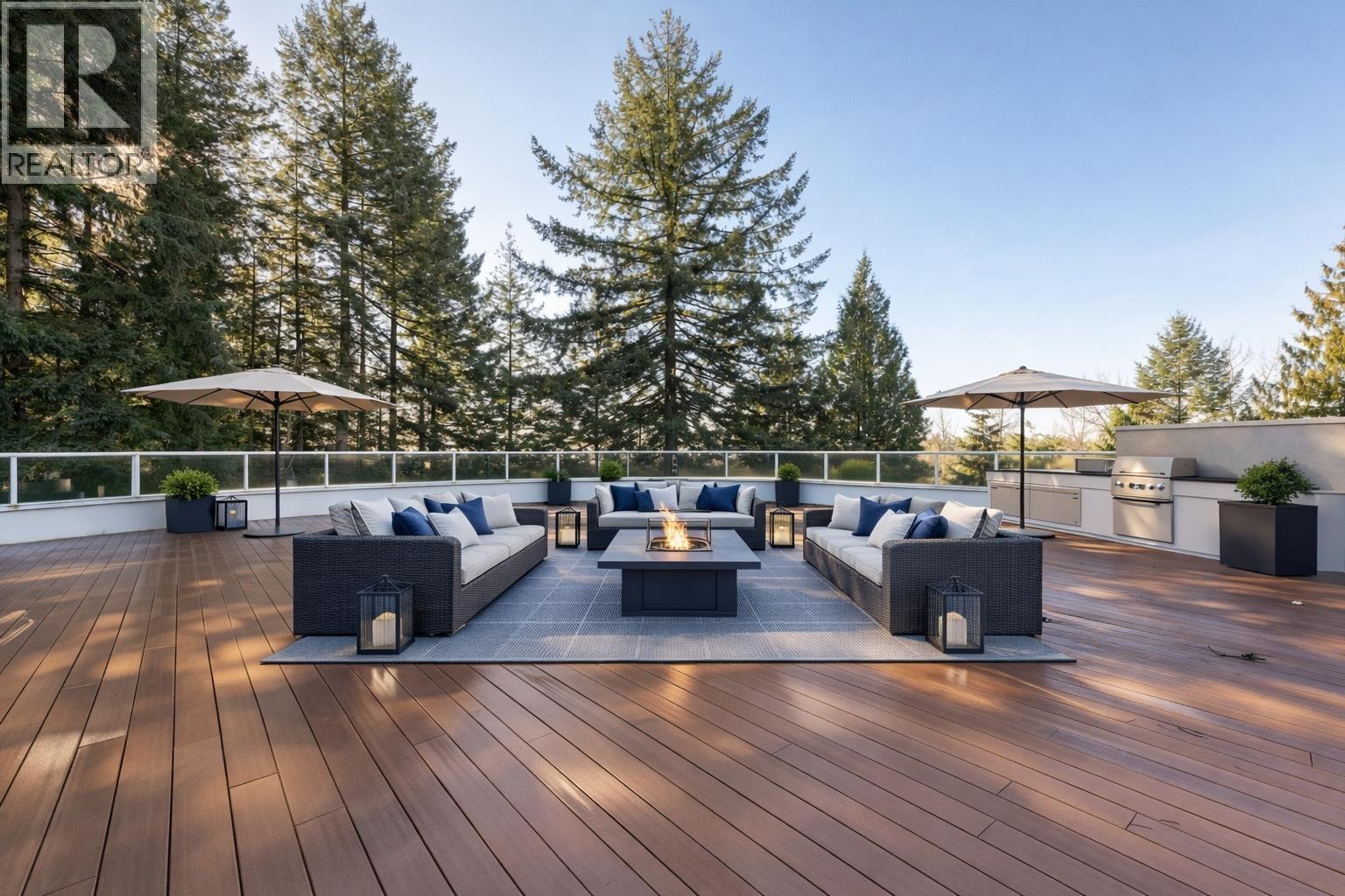 11 2425 EDGEMONT BOULEVARD, north vancouver, British Columbia