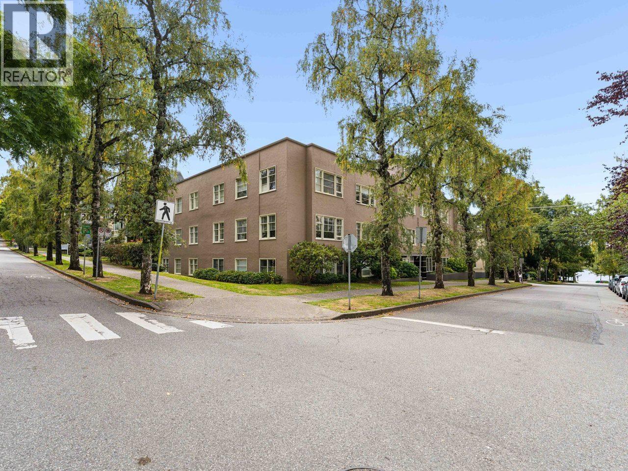 304 1246 Cardero Street, Vancouver, British Columbia  V6G 2J1 - Photo 2 - R3164681