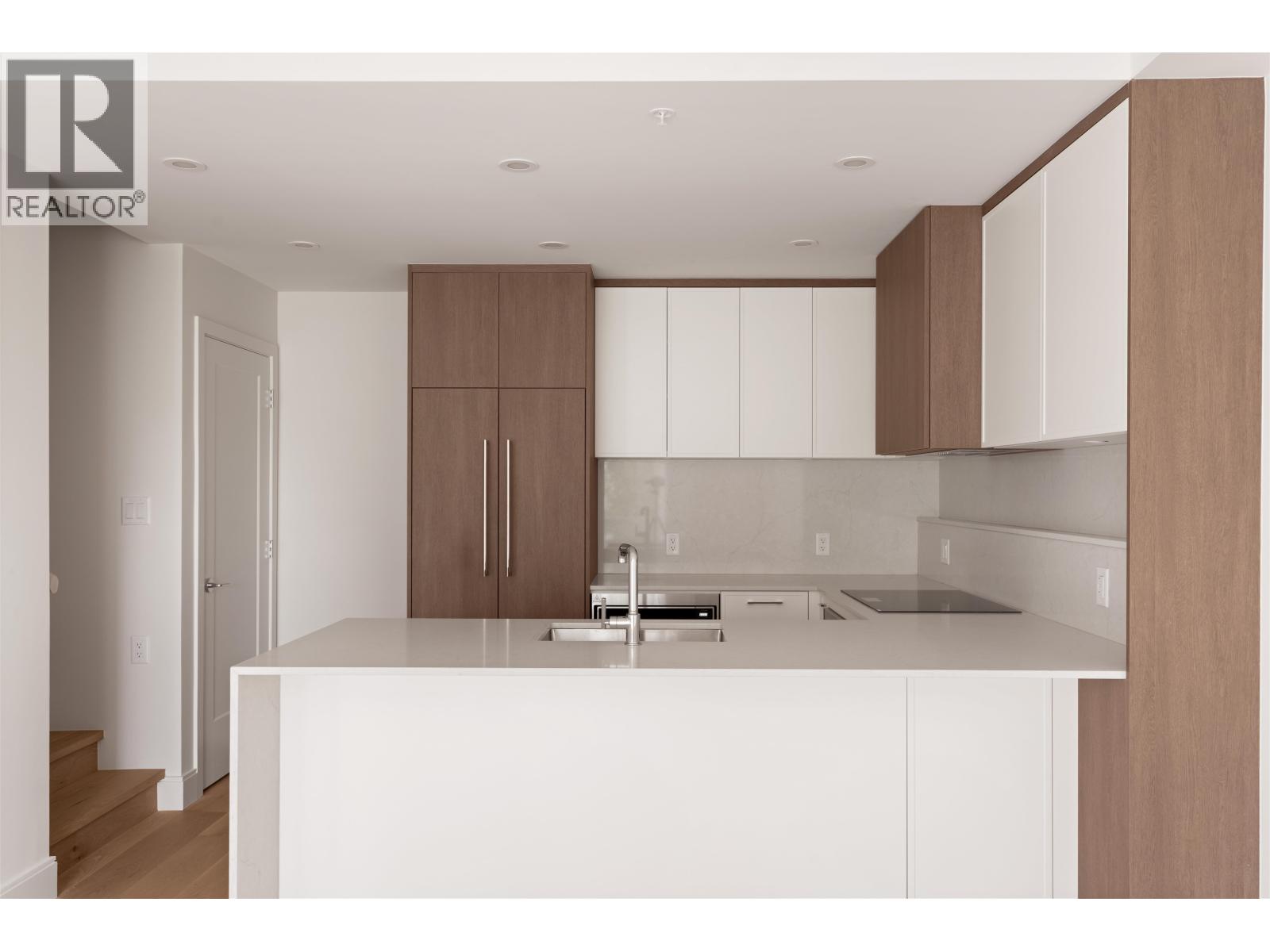 207 378 W 45TH AVENUE, vancouver, British Columbia