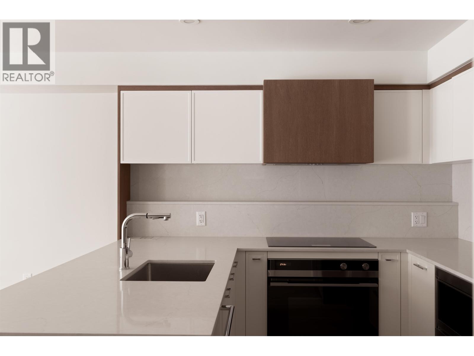 152 408 W 45TH AVENUE, vancouver, British Columbia