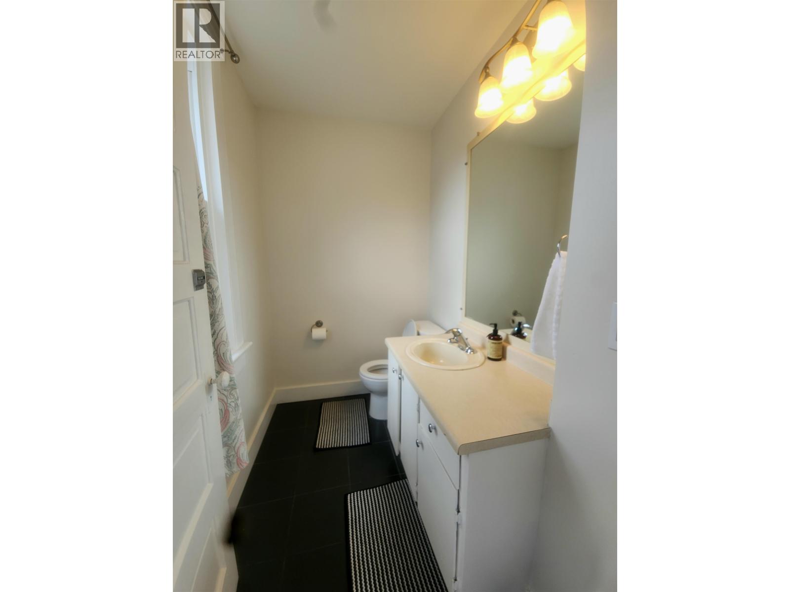 178 E King Edward Avenue, Vancouver, British Columbia  V5V 2C1 - Photo 13 - R3164679