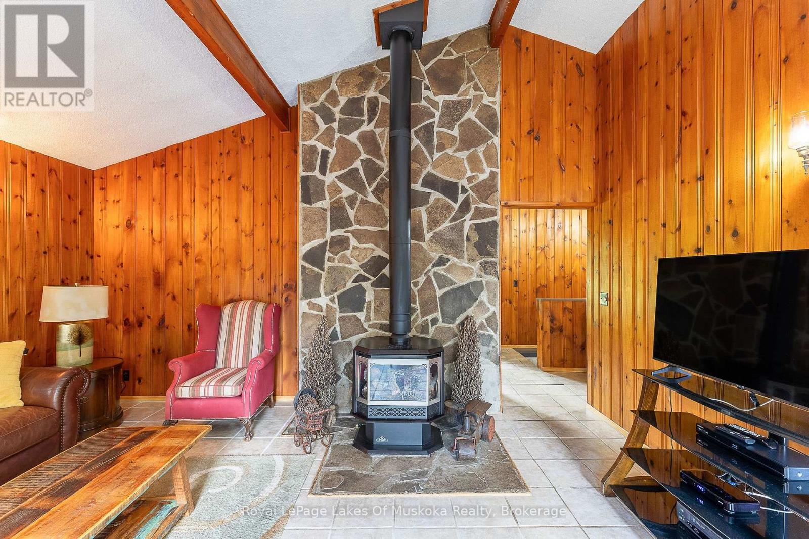 1053 Atkins Lake Road, Bracebridge, Ontario  P1L 1W9 - Photo 4 - X13776234