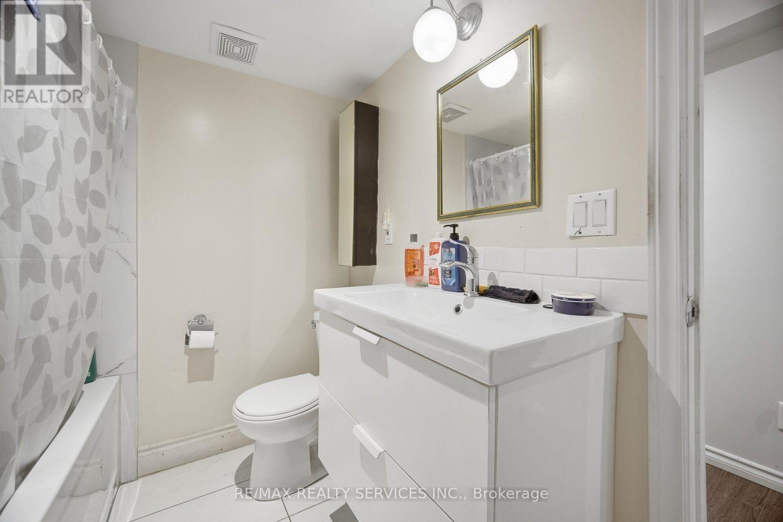68 Southlake Boulevard, Brampton, Ontario  L6V 4P1 - Photo 45 - W13776182