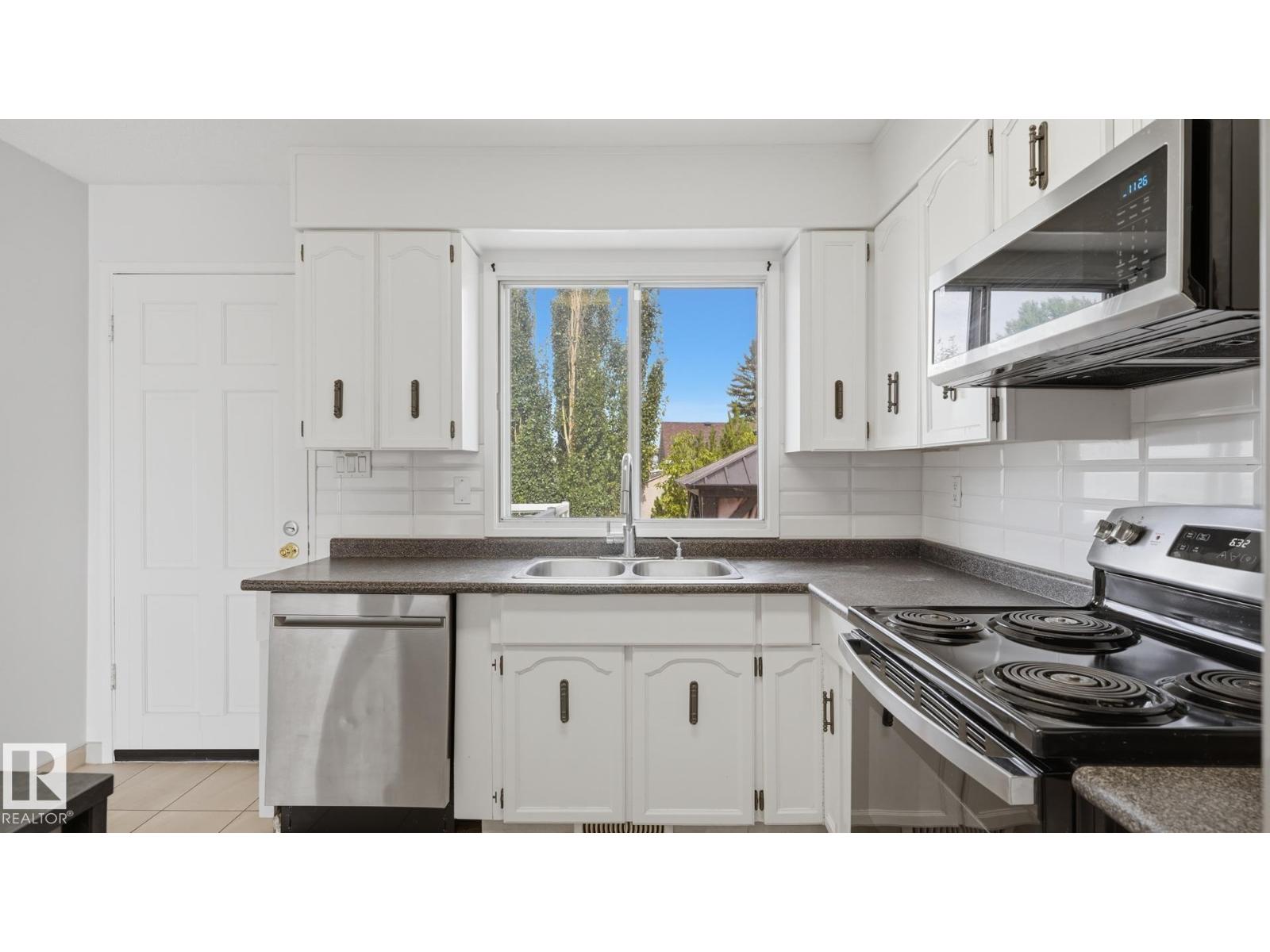 12208 146 Av NW, Edmonton, Alberta  T5X 4X6 - Photo 7 - E4508199