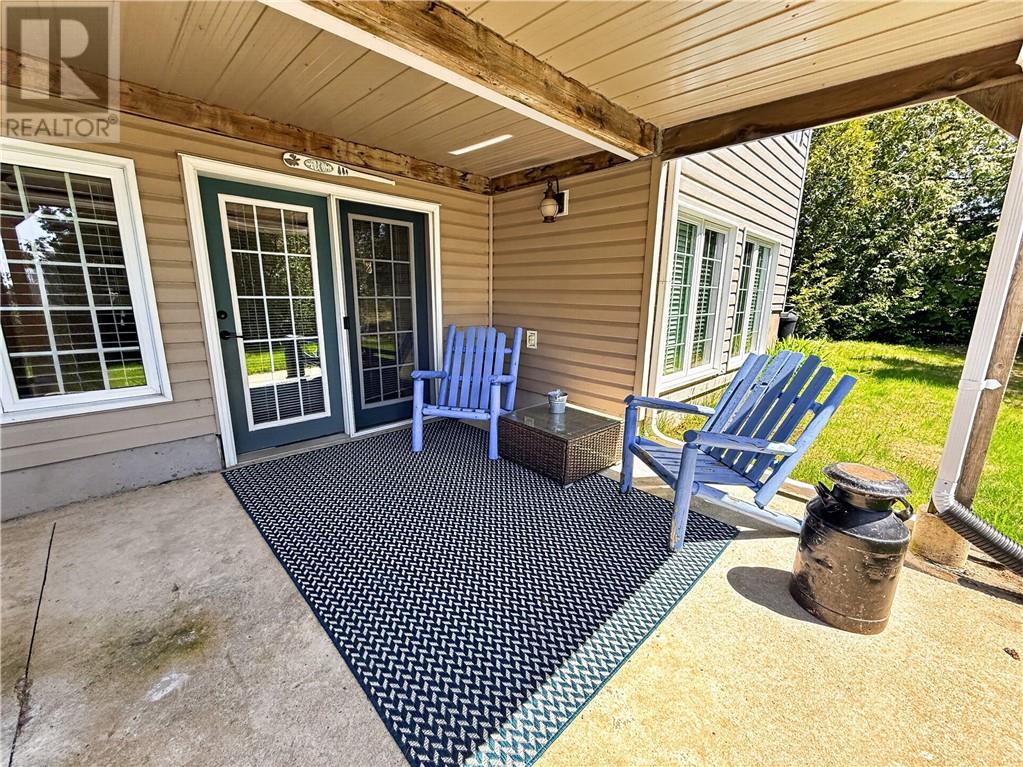 619 Lake Huron Drive, Spring  Bay, Ontario  P0P 2B0 - Photo 41 - 2127018