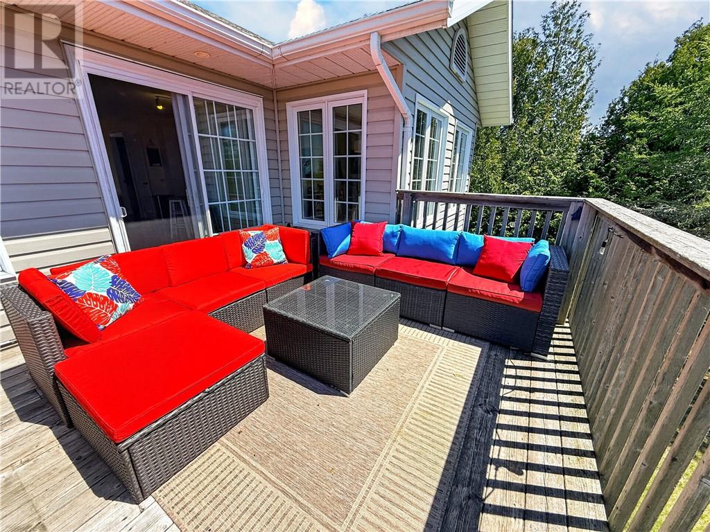 619 Lake Huron Drive, Spring  Bay, Ontario  P0P 2B0 - Photo 40 - 2127018