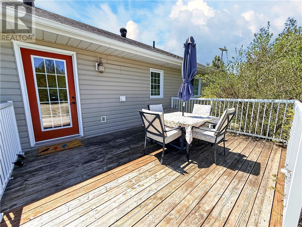 619 Lake Huron Drive, Spring  Bay, Ontario  P0P 2B0 - Photo 44 - 2127018