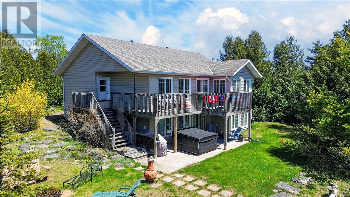 619 Lake Huron Drive, Spring  Bay, Ontario  P0P 2B0 - Photo 45 - 2127018