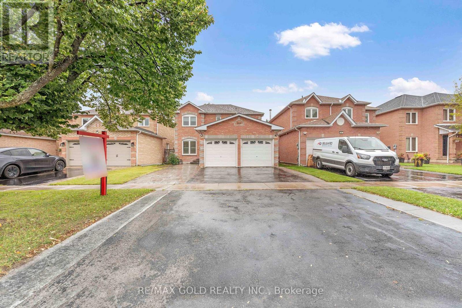 299 DELANEY DRIVE, Ajax, Ontario