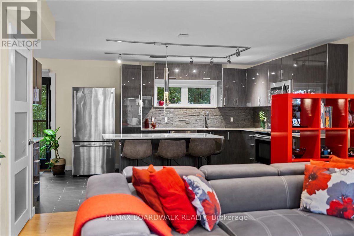 154 Duford Street, Ottawa, Ontario  K1L 6Z7 - Photo 17 - X13776260