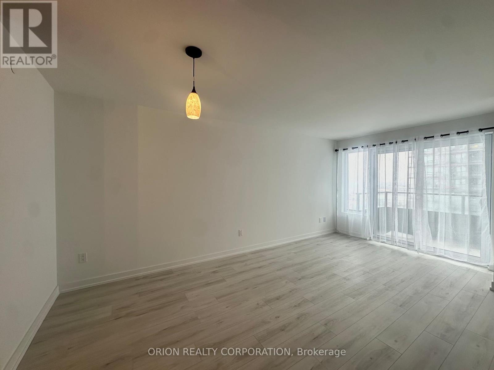 1606 - 1435 Celebration Drive, Pickering, Ontario  L1W 0C4 - Photo 10 - E13776342