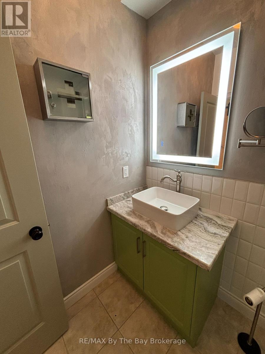 300 Stonebridge Boulevard, Wasaga Beach, Ontario  L9Z 0E7 - Photo 14 - S13776290
