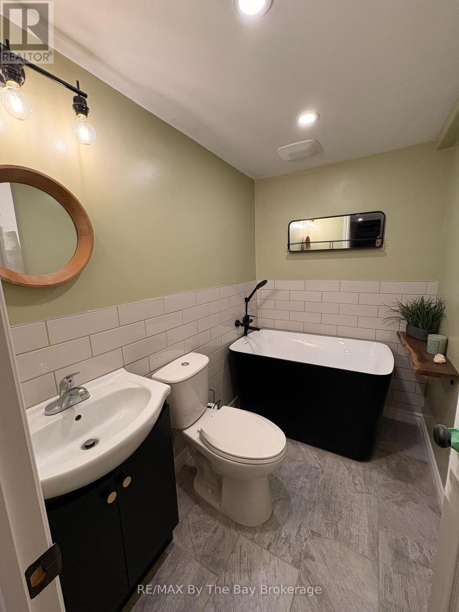 300 Stonebridge Boulevard, Wasaga Beach, Ontario  L9Z 0E7 - Photo 30 - S13776290
