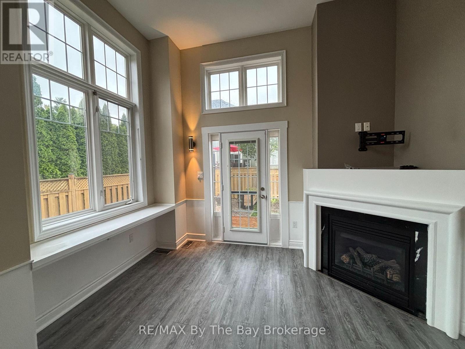 300 Stonebridge Boulevard, Wasaga Beach, Ontario  L9Z 0E7 - Photo 9 - S13776290