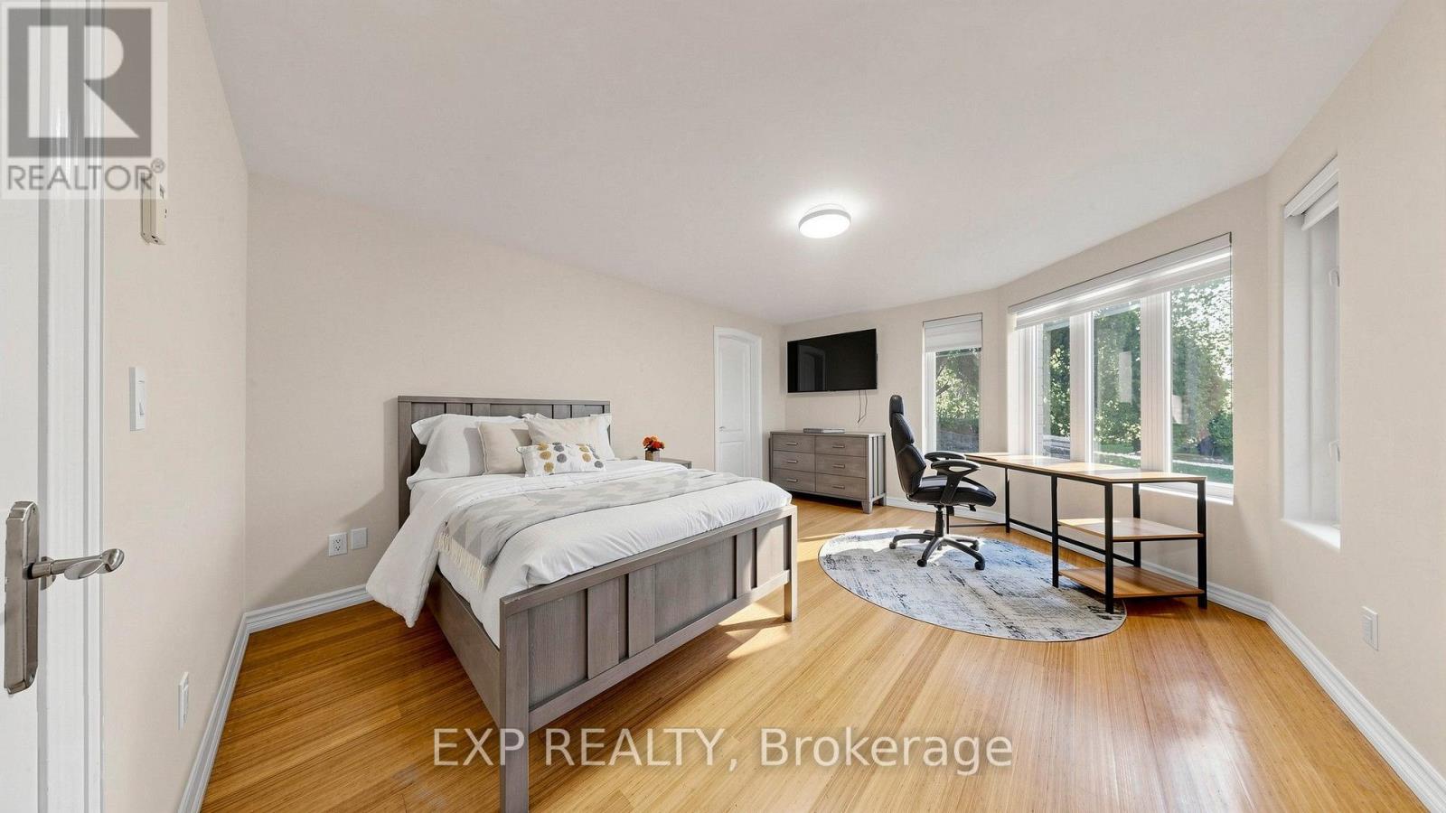 36 Maplehyrn Avenue, East Gwillimbury, Ontario L0G 1V0 - Photo 34 - N13776354