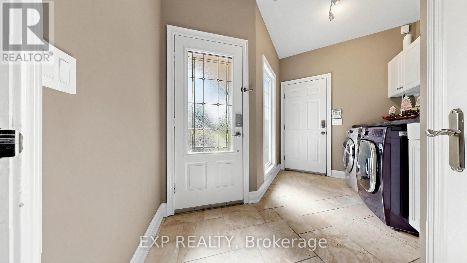 36 Maplehyrn Avenue, East Gwillimbury, Ontario L0G 1V0 - Photo 41 - N13776354
