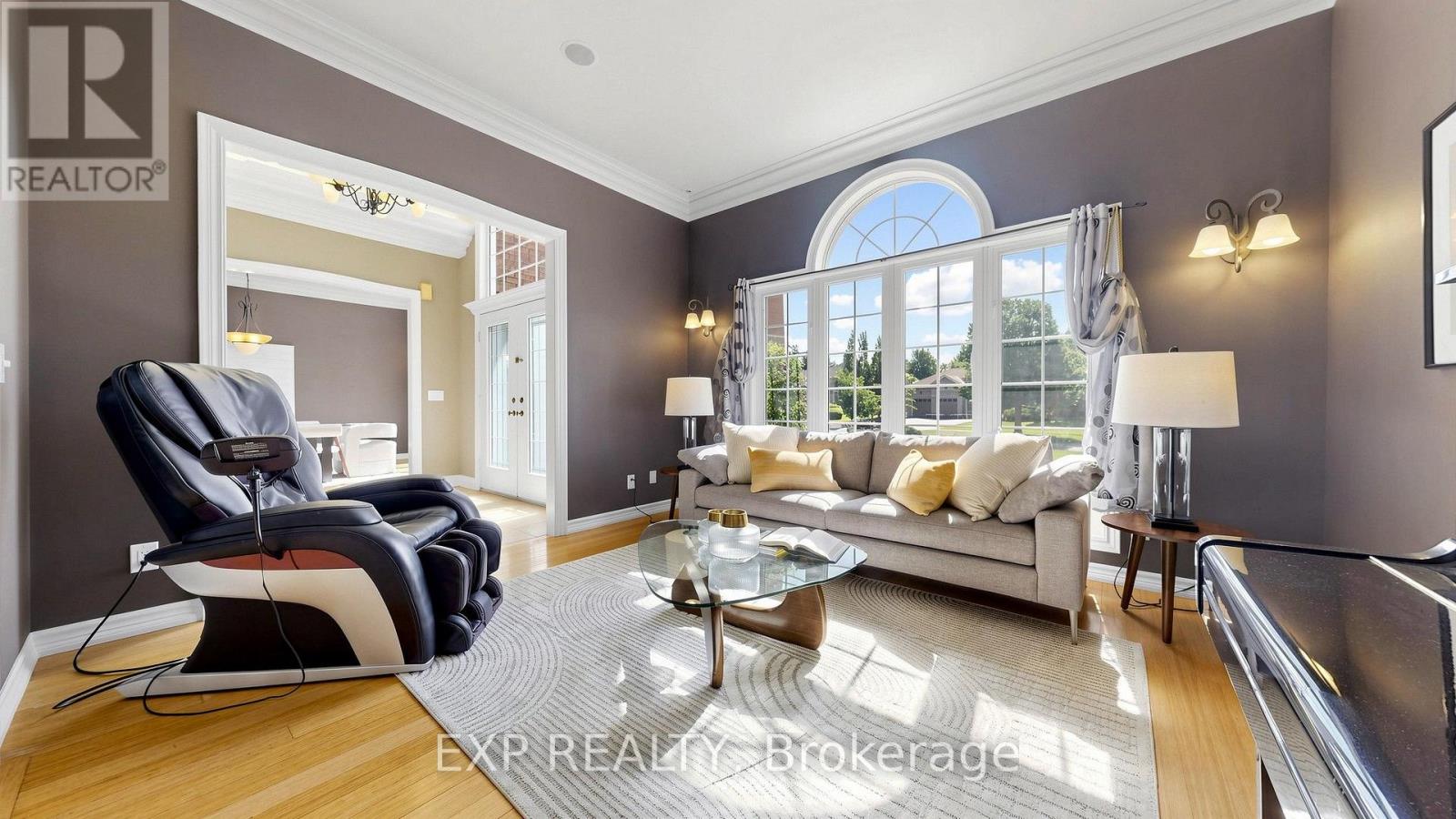 36 Maplehyrn Avenue, East Gwillimbury, Ontario L0G 1V0 - Photo 8 - N13776354