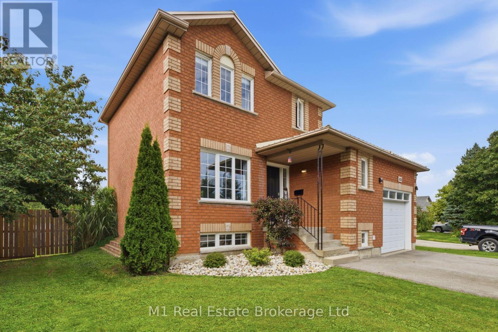 308 Daniel Crescent, Centre Wellington, Ontario  N0B 1S0 - Photo 4 - X13776264