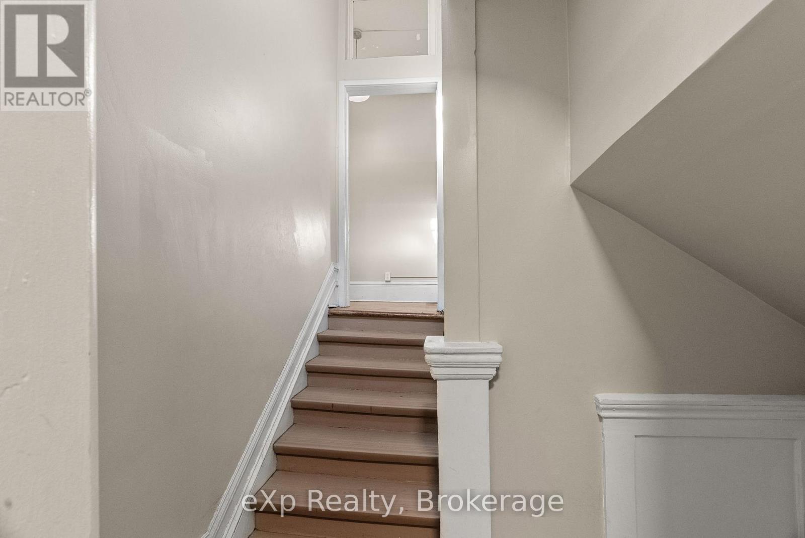 4 - 111 Church Street, Stratford, Ontario  N5A 2R3 - Photo 9 - X13776320