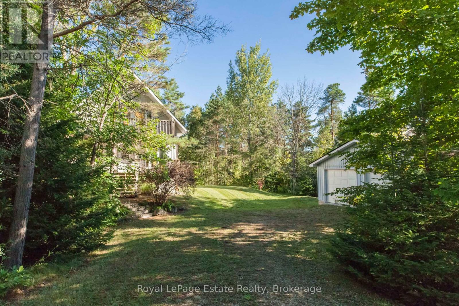 635 Sixth Street N, South Bruce Peninsula, Ontario  N0H 2G0 - Photo 3 - X13776328
