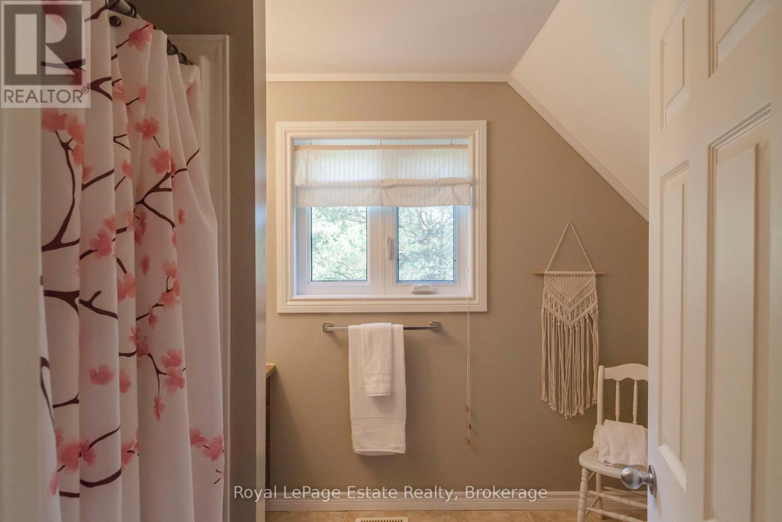 635 Sixth Street N, South Bruce Peninsula, Ontario  N0H 2G0 - Photo 35 - X13776328