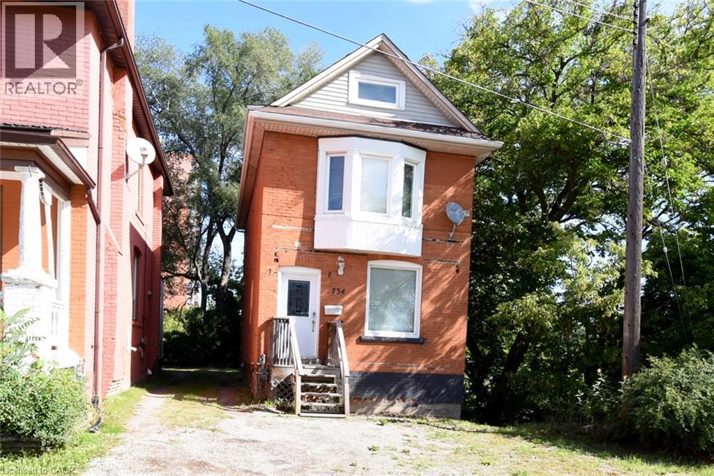 734 KING Street W, Hamilton, Ontario