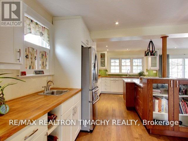 61 Thirty Seventh Street, Toronto, Ontario  M8W 3L7 - Photo 12 - W13776262