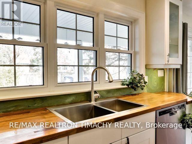 61 Thirty Seventh Street, Toronto, Ontario  M8W 3L7 - Photo 15 - W13776262
