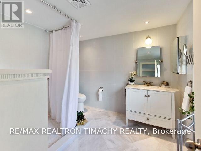 61 Thirty Seventh Street, Toronto, Ontario  M8W 3L7 - Photo 19 - W13776262