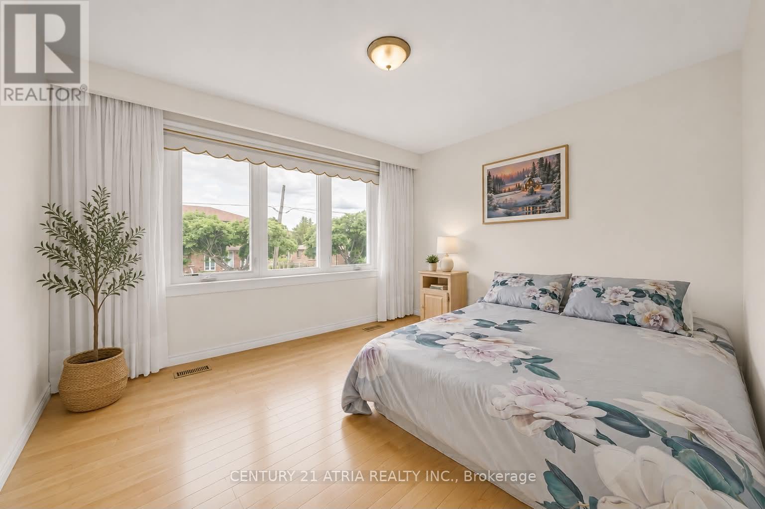 110 Harding Avenue, Toronto, Ontario  M6M 3A6 - Photo 18 - W13776282