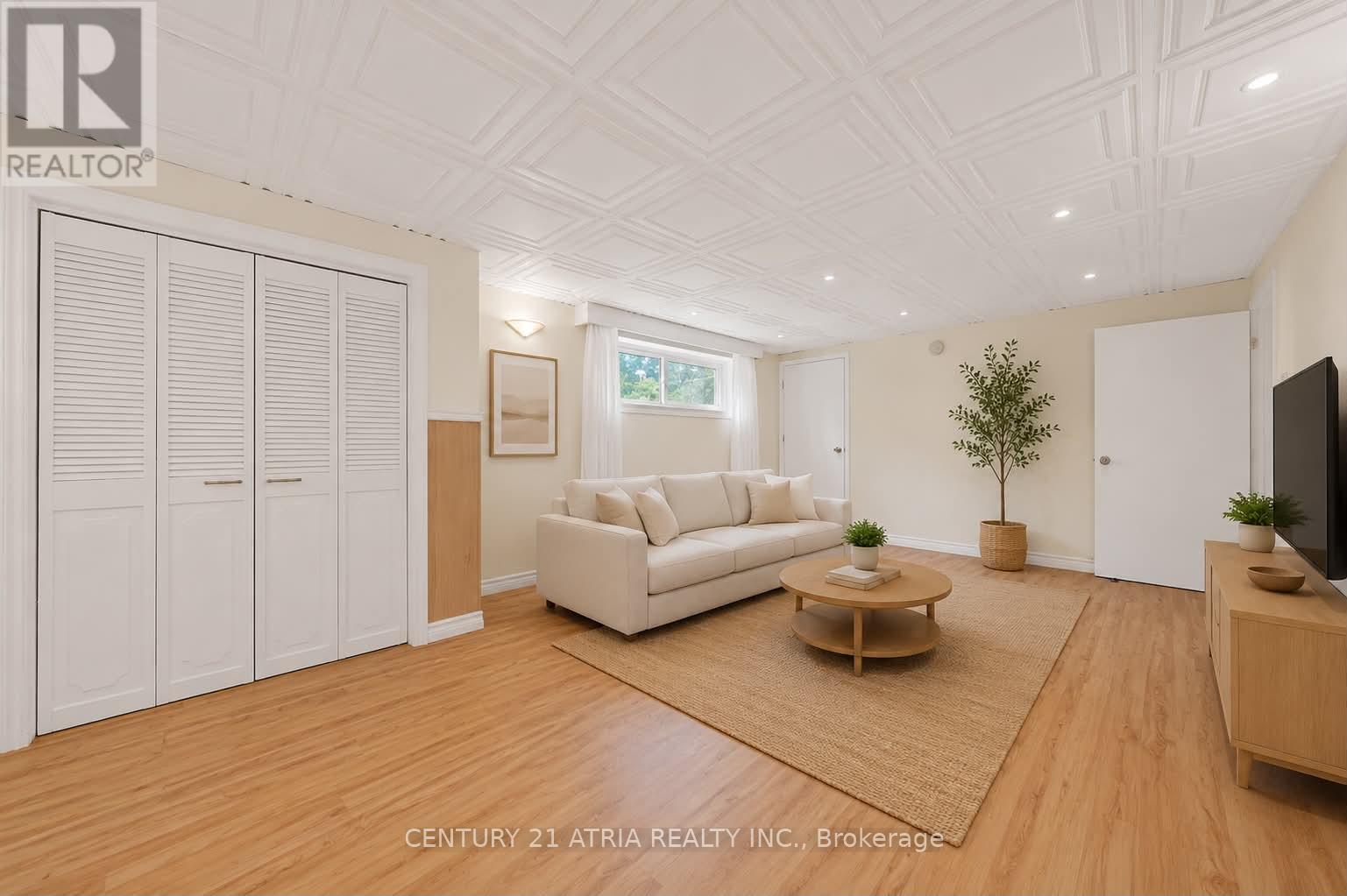 110 Harding Avenue, Toronto, Ontario  M6M 3A6 - Photo 21 - W13776282