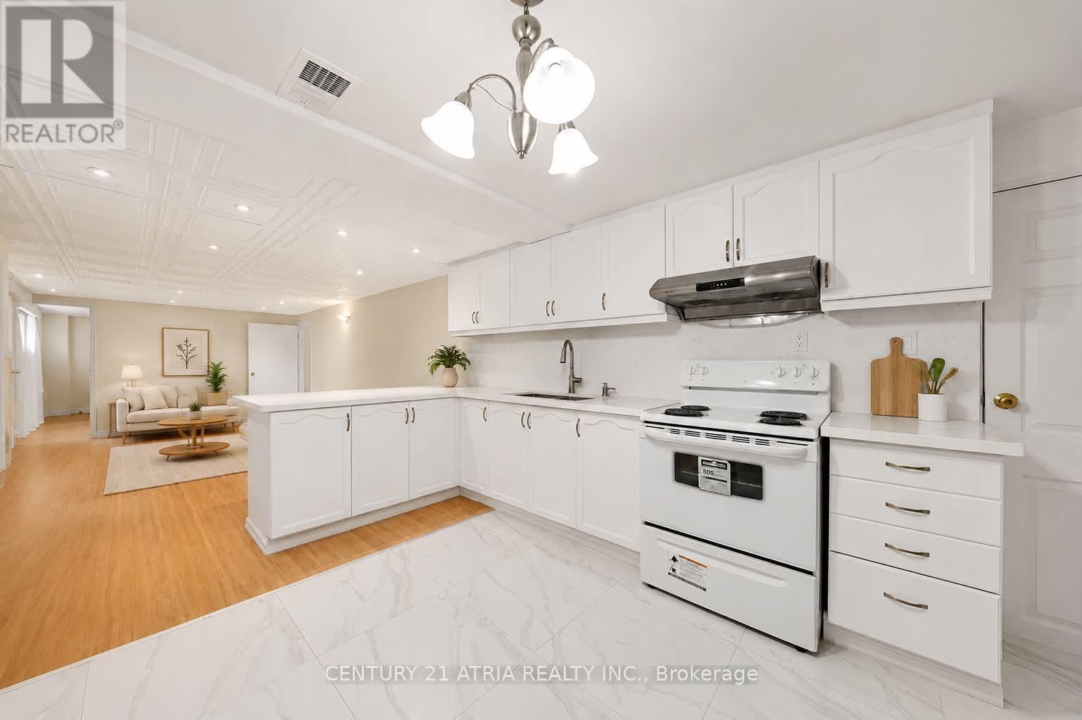 110 Harding Avenue, Toronto, Ontario  M6M 3A6 - Photo 22 - W13776282