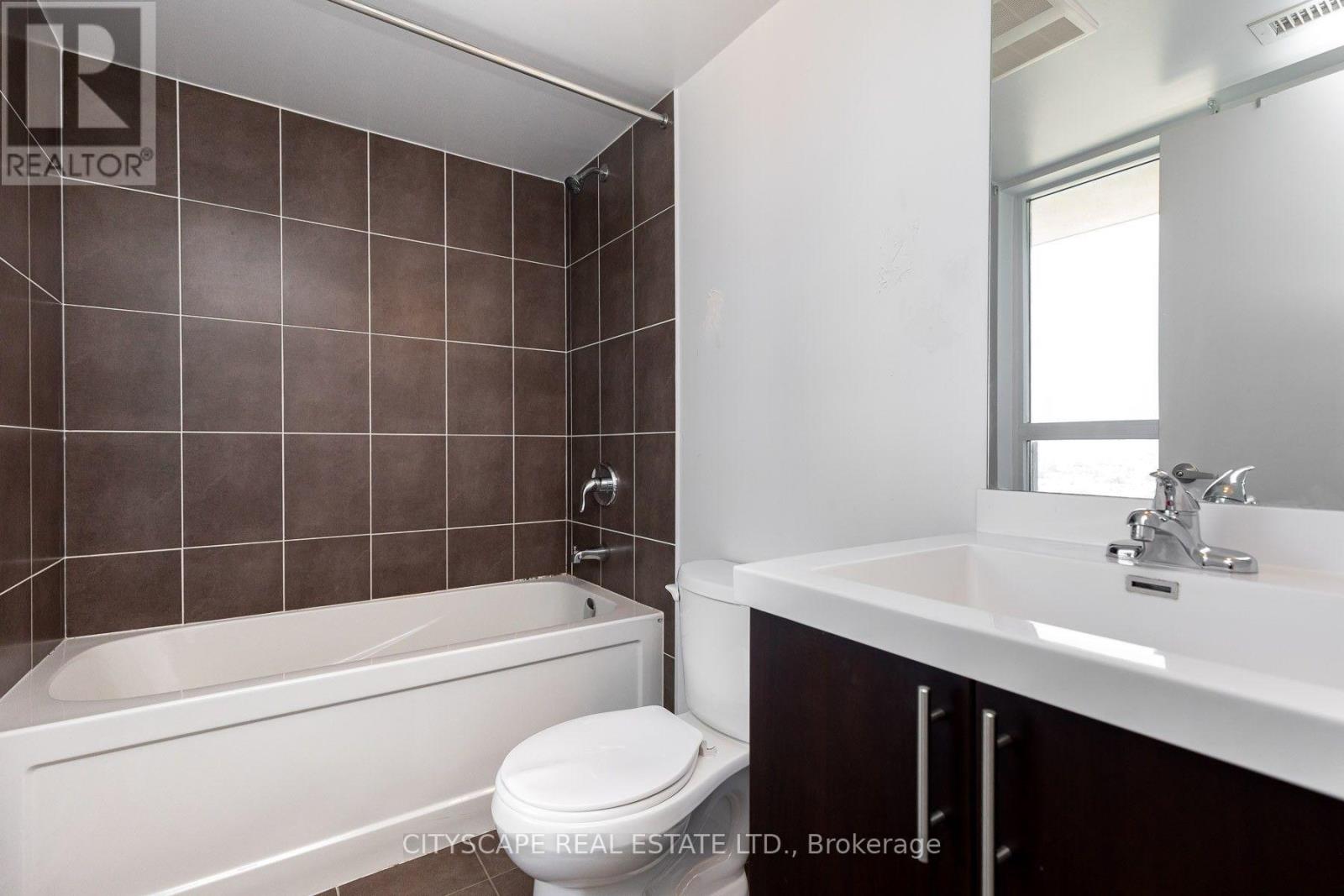 2304 - 1410 Dupont Street, Toronto, Ontario  M6H 2B1 - Photo 6 - W13776288