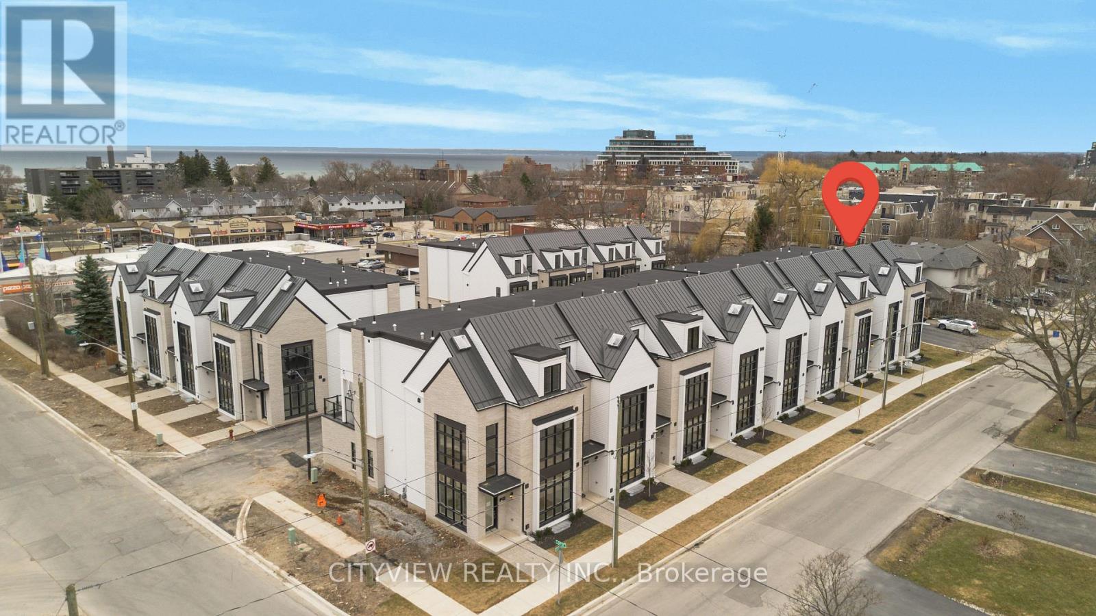 2284 SOVEREIGN STREET, Oakville, Ontario