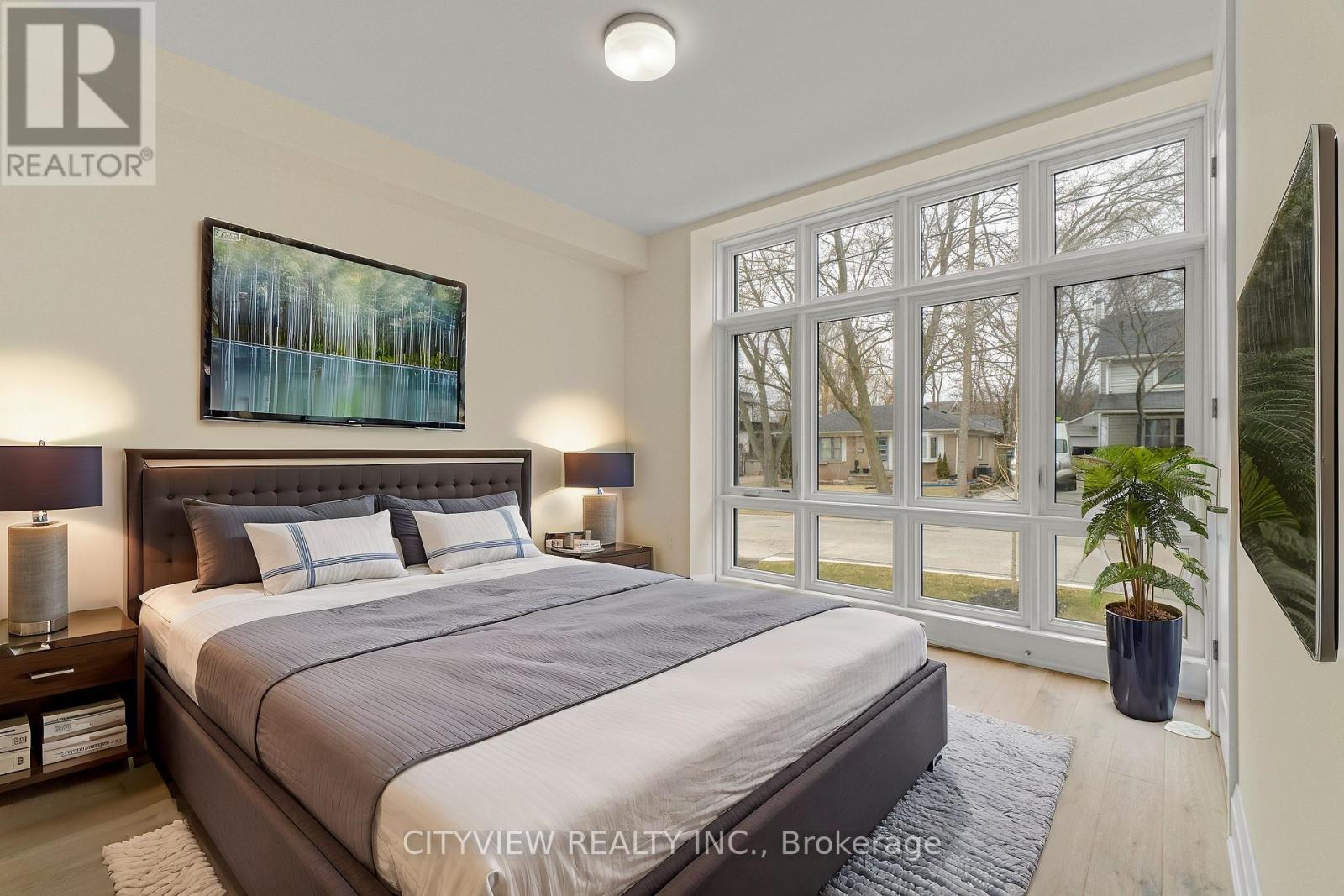 2284 Sovereign Street, Oakville, Ontario  L6L 1L6 - Photo 10 - W13776322