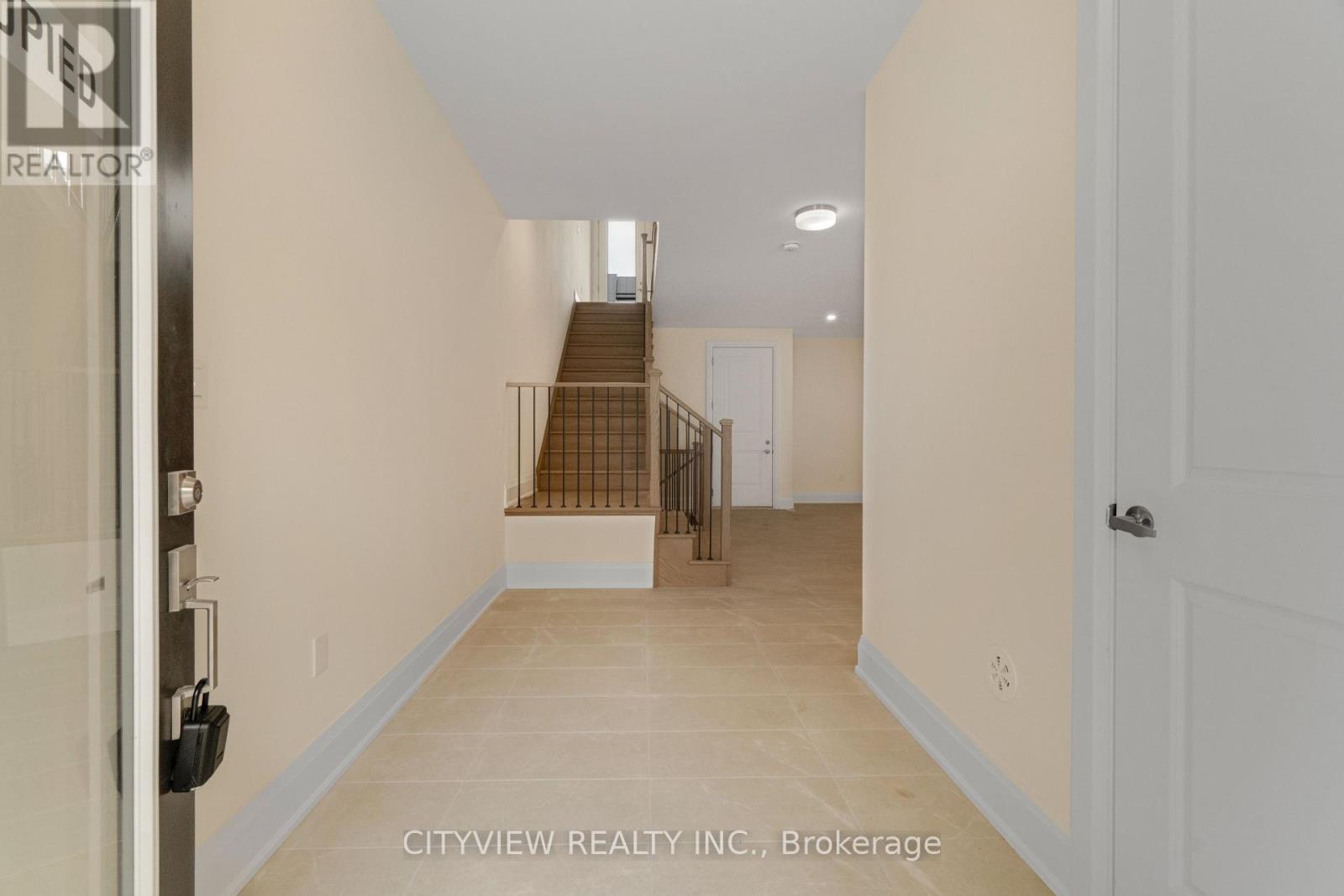 2284 Sovereign Street, Oakville, Ontario  L6L 1L6 - Photo 7 - W13776322