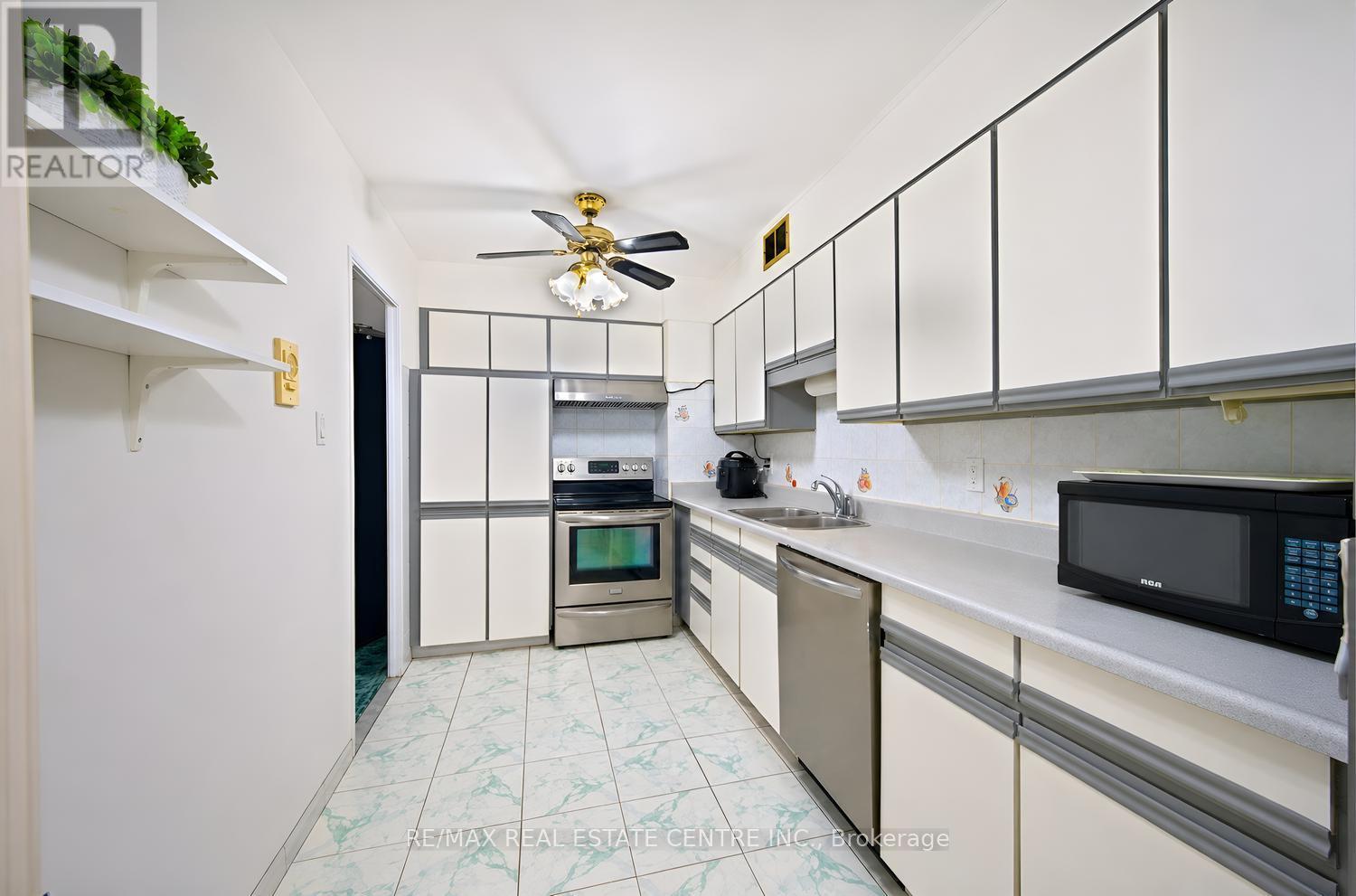 603 - 25 Four Winds Drive, Toronto, Ontario  M3J 1K8 - Photo 18 - W13776330