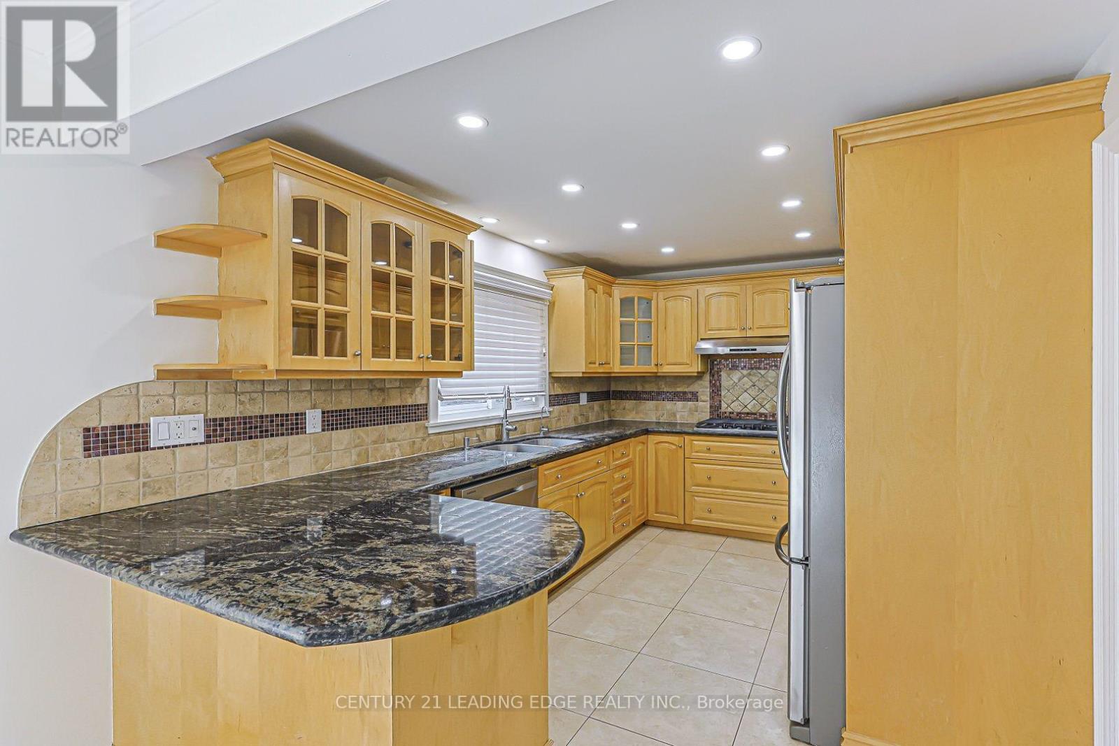 21 Mcquaid Court, East Gwillimbury, Ontario  L9N 1E8 - Photo 19 - N13772396